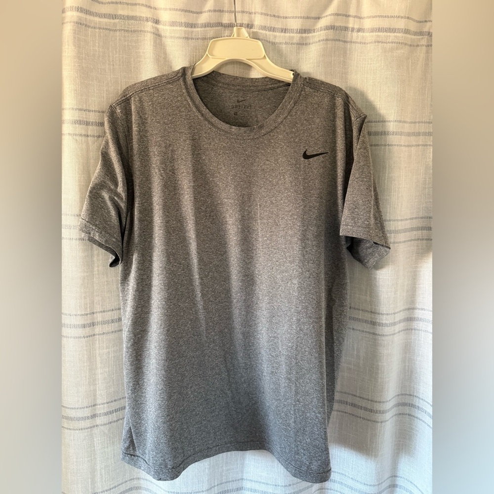 Nike Dri-fit Gray Short‎ Sleeve Tees